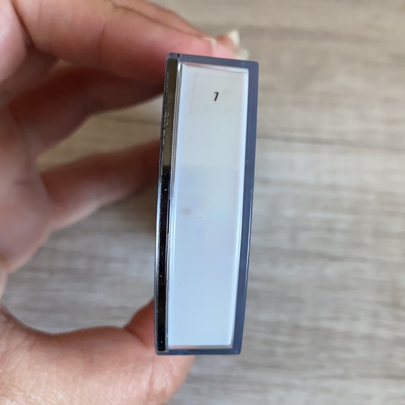 MAC 7 Lash False Lashes - Picture 3 of 4